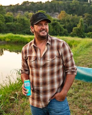 Image post by @lukebryan on Instagram