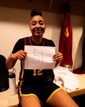 Image post by @uscwbb on Instagram