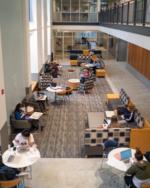 Image post by @uofnh on Instagram