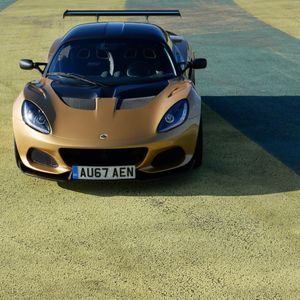 Image post by @lotuscars on Instagram