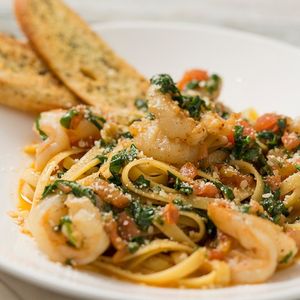 Image post by @houlihans on Instagram