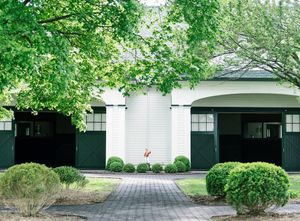 Image post by @spendthriftfarm on Instagram