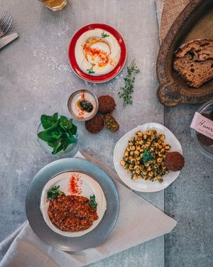 Image post by @neniamtisch on Instagram