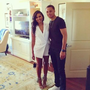 Image post by @ayeshacurry on Instagram