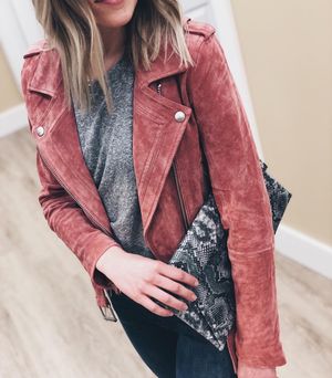 Image post by @shopoutoftown on Instagram