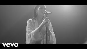 Video post by @jessiejofficial on YouTube
