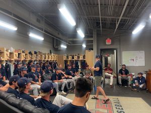 Image post by @leeubaseball on Instagram