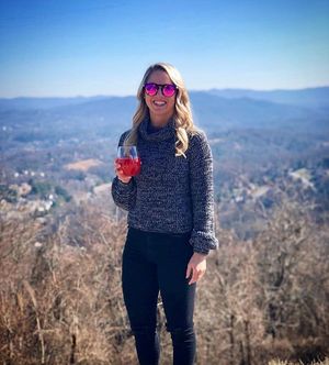Image post by @faroutsunglasses on Instagram