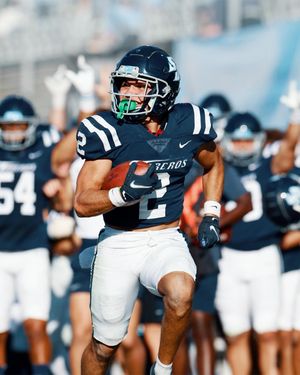 Image post by @usdfootball on Instagram