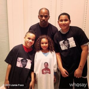 Image post by @iamjamiefoxx on Instagram