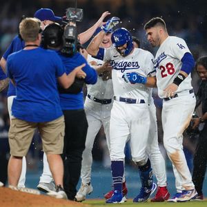 Image post by @losdodgers on Instagram