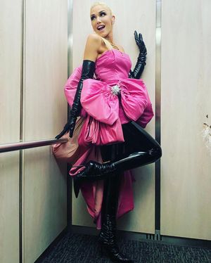 Image post by @gwenstefani on Instagram