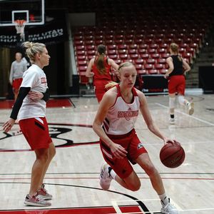Image post by @suuwbasketball on Instagram
