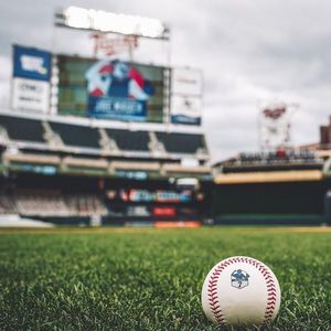 Image post by @twinsbeisbol on Instagram