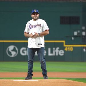 Video post by @rangersdetexas on Facebook