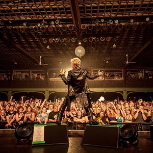 Image post by @billyidol on Instagram