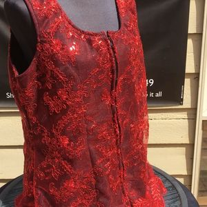 Image post by @flynhighhorsewear on Instagram