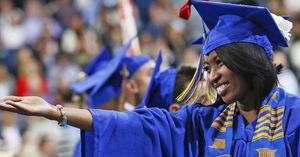 Image post by @hofstrau on Instagram