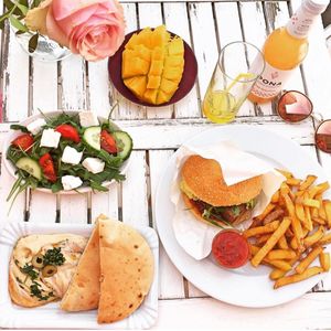 Image post by @nenifood on Instagram