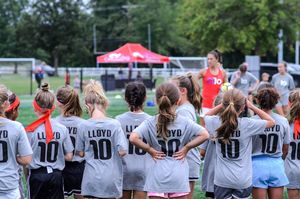 Image post by @carlilloyd on Instagram