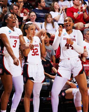 Image post by @stanfordwbb on Instagram