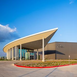 Image post by @signaturefbo on Instagram