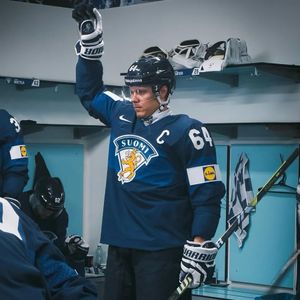Image post by @geargeekhockey on Instagram