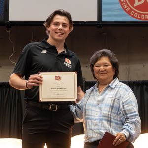 Image post by @du_hockey on Instagram