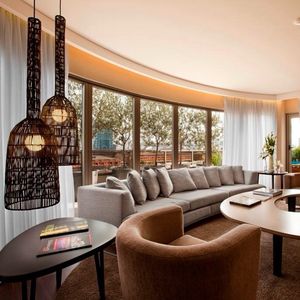 Image post by @hotelmadero on Instagram