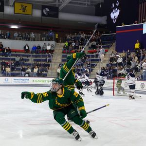 Image post by @uvmmhockey on Instagram