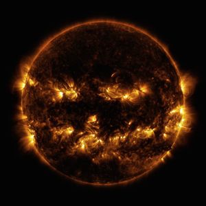 Image post by @nasaartemis on Instagram