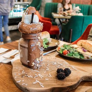 Image post by @exploreschicago on Instagram