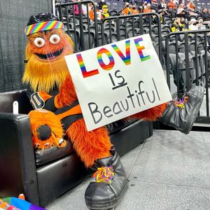 Image post by @grittynhl on Instagram