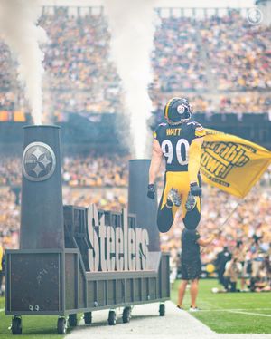 Image post by @lossteelers on Instagram
