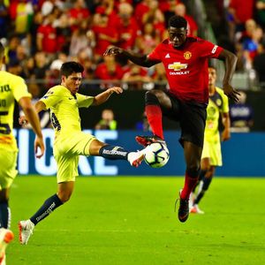 Image post by @ariannagrainey on Instagram