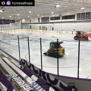 Image post by @hcrosswhockey on Instagram