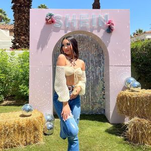 Image post by @shein_us on Instagram