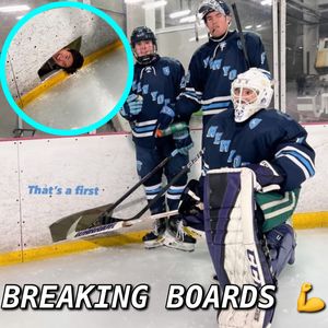 Image post by @collegehockeybuzz on Instagram