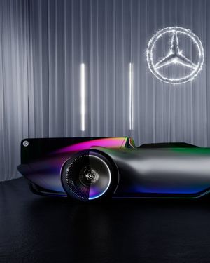 Image post by @MercedesBenzUSA on Twitter