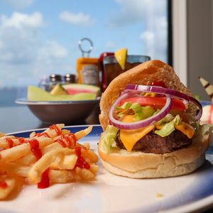 Image post by @norwegiancruiseline on Instagram