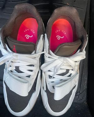 Image post by @moveinsoles on Instagram