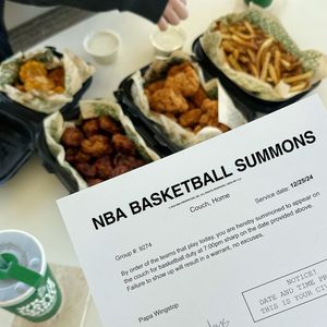 Image post by @wingstop on Twitter