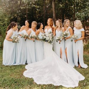 Image post by @theknot on Instagram