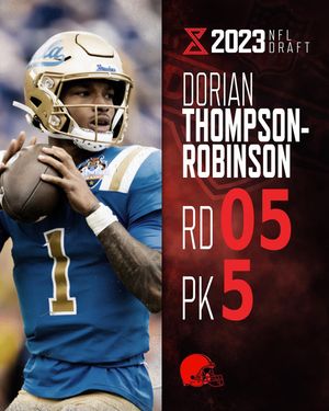 Image post by @les7spellman on Instagram