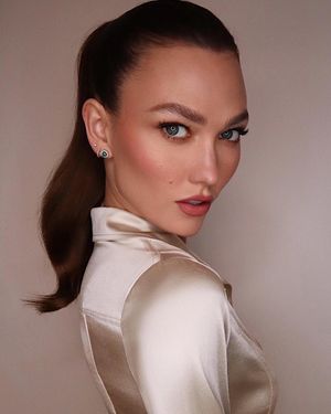 Image post by @karliekloss on Instagram