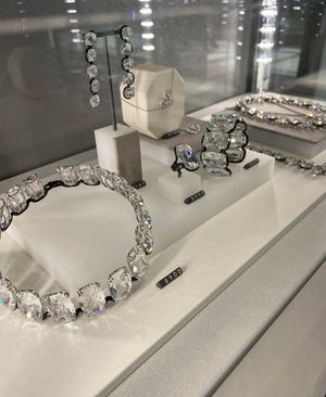 Image post by @rockinghammall on Instagram