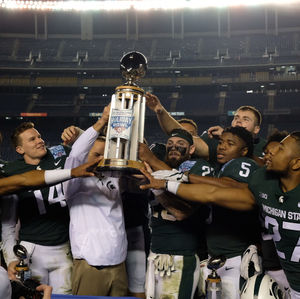 Image post by @holidaybowl on Instagram