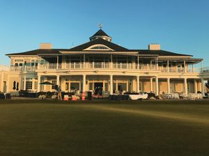 Image post by @hofstra_wlax on Instagram