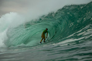 Image post by @wsl.qs on Instagram