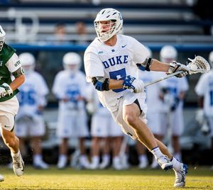 Image post by @stxmlax on Instagram